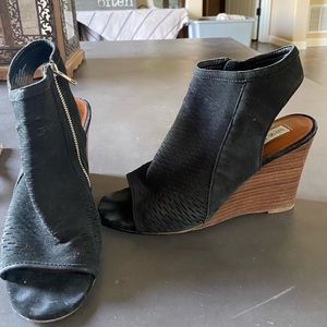 Black wedge sandals